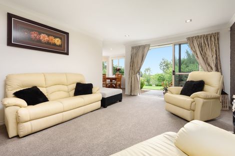 Photo of property in 9r Roger Guy Place, Welcome Bay, Tauranga, 3175