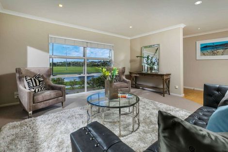 Photo of property in 197 Millwater Parkway, Silverdale, 0932