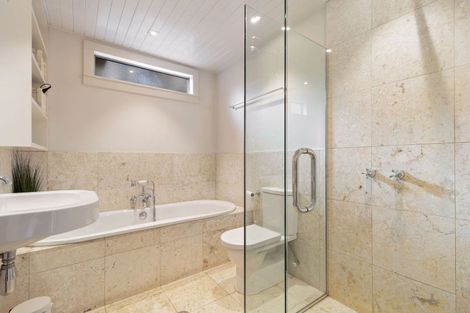 Photo of property in The Woods, 12u 5 Dublin Street, Queenstown, 9300