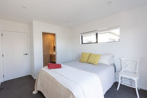 Photo of property in 8 Avenue Road, Greenmeadows, Napier, 4112