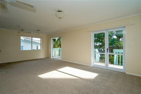 Photo of property in 1 Moana Avenue, Bayswater, Auckland, 0622