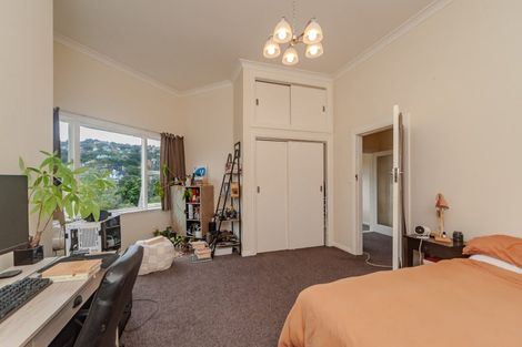Photo of property in 1/126 The Parade, Island Bay, Wellington, 6023