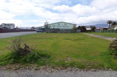 Photo of property in 39 Russell Street, Westport, 7825