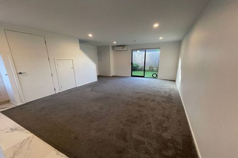 Photo of property in 7/83 Vodanovich Road, Te Atatu South, Auckland, 0610