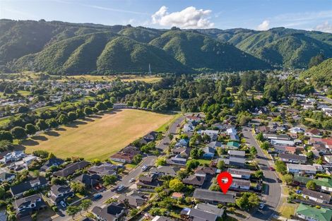 Photo of property in 21f1- Roband Crescent, Brown Owl, Upper Hutt, 5018