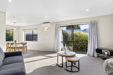 Photo of property in 7 Kathleen Place, Rainbow Point, Taupo, 3330