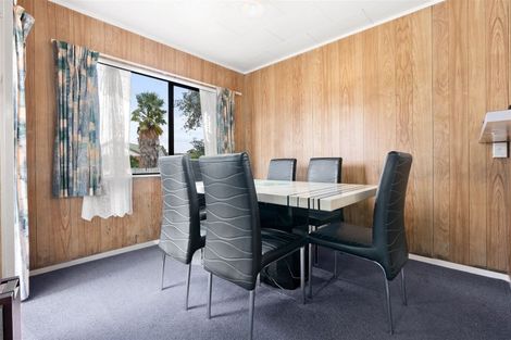 Photo of property in 1 Horlicks Place, Randwick Park, Auckland, 2105