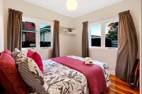 Photo of property in 1/17 Ranui Station Road, Ranui, Auckland, 0612