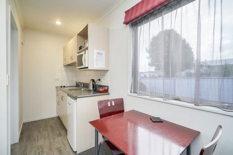 Photo of property in 8a-d Camden Street, Turnbull Thomson Park, Invercargill, 9810