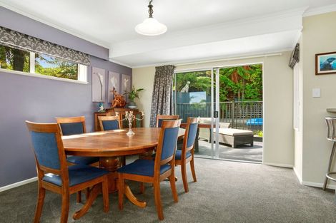 Photo of property in 23 Vista Crescent, Maoribank, Upper Hutt, 5018