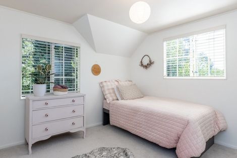 Photo of property in 6 Reynolds Road, Havelock North, 4130