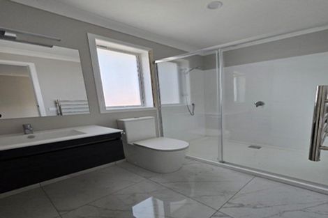 Photo of property in 6a Te Arapito Close, Aotea, 5024