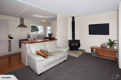 Photo of property in 39 Kaiwaka Road, Waiuku, 2123