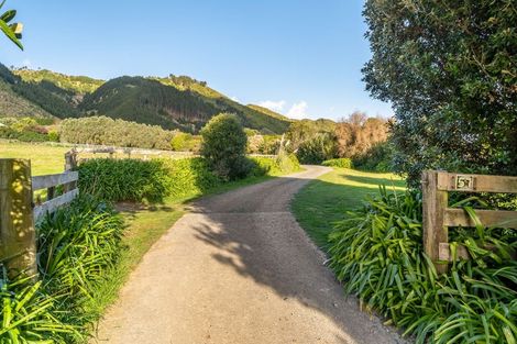 Photo of property in 55 Octavius Road, Peka Peka, Waikanae, 5391