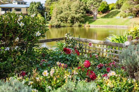 Photo of property in 7 Lakeside Villas, Whitby, Porirua, 5024
