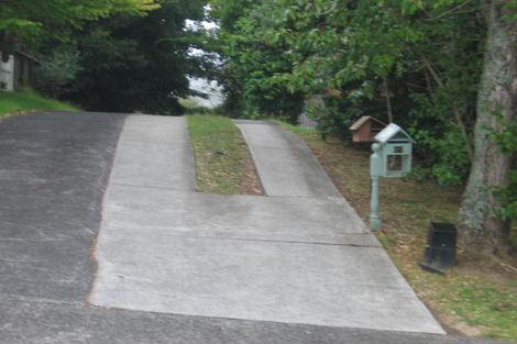 Photo of property in 2/27 Chequers Avenue, Glenfield, Auckland, 0629