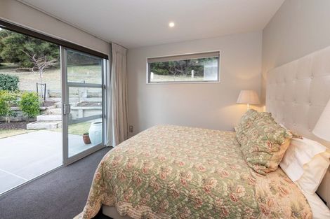Photo of property in 16 Edgewood Place, Wanaka, 9305