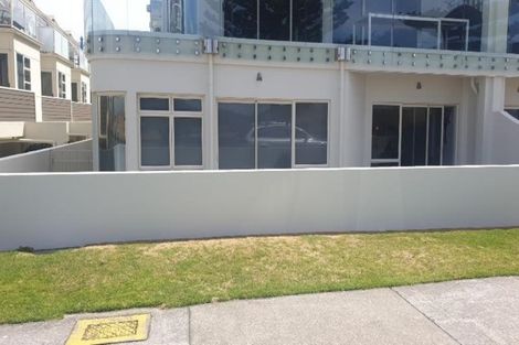 Photo of property in 45 Marine Parade, Mount Maunganui, 3116