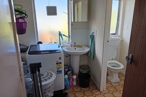 Photo of property in 30 Brixham Way, Newtown, Wellington, 6021