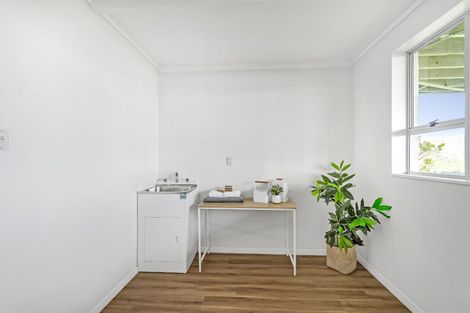Photo of property in 184 Major Hornbrook Road, Mount Pleasant, Christchurch, 8081