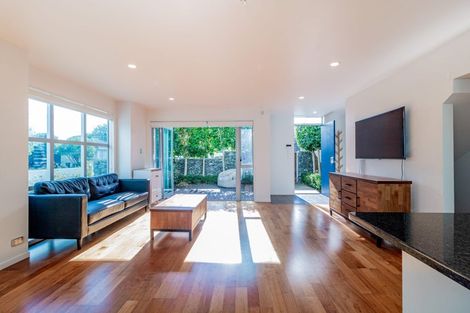 Photo of property in 1/88 Anzac Street, Takapuna, Auckland, 0622