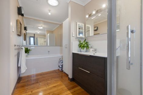 Photo of property in 19a Beach Street, Fitzroy, New Plymouth, 4312
