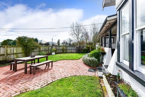 Photo of property in 96 Somerfield Street, Somerfield, Christchurch, 8024