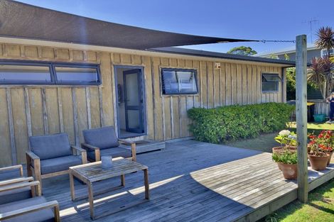 Photo of property in 112a Kiwi Road, Whangamata, 3620