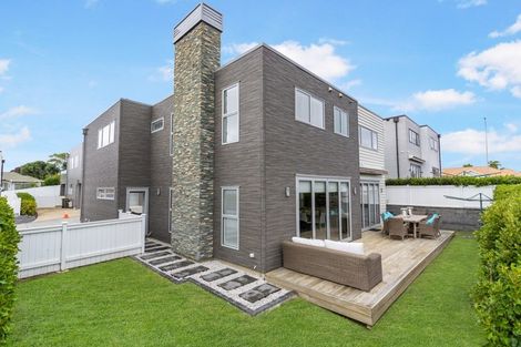 Photo of property in 4 Awakirihi Close, Shamrock Park, Auckland, 2016