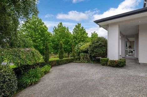 Photo of property in 47 English Oak Drive, Schnapper Rock, Auckland, 0632