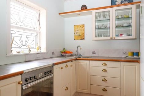 Photo of property in 122 Queen Street, Thames, 3500