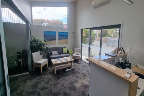 Photo of property in 8 Palliser Place, Mount Maunganui, 3116