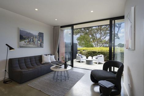 Photo of property in 1a/3 Park Rise, Campbells Bay, Auckland, 0630