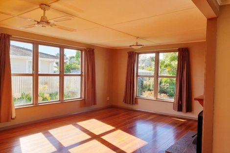 Photo of property in 63 Cottrell Crescent, Onekawa, Napier, 4110