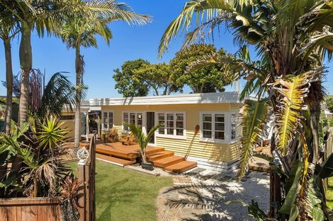 Photo of property in 700 Papamoa Beach Road, Papamoa Beach, Papamoa, 3118