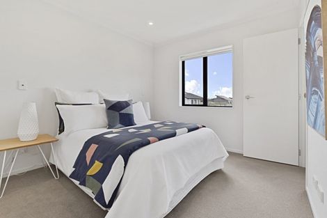 Photo of property in 22 Pepene Avenue, Takanini, 2112