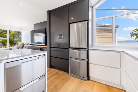 Photo of property in 3/28 Manly Esplanade, Browns Bay, Auckland, 0630