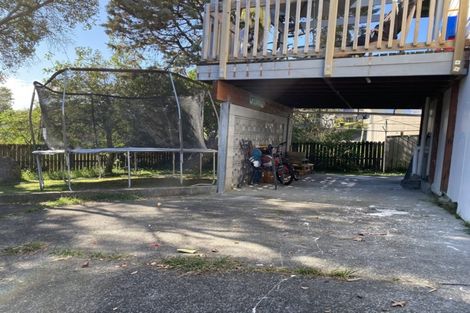 Photo of property in 104 Reynella Drive, Massey, Auckland, 0614