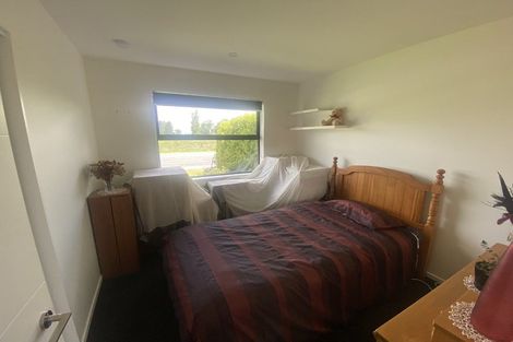 Photo of property in 124 Northbrook Road, Rangiora, 7400