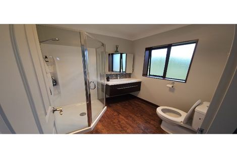 Photo of property in 94 Pohutukawa Drive, Levin, 5571