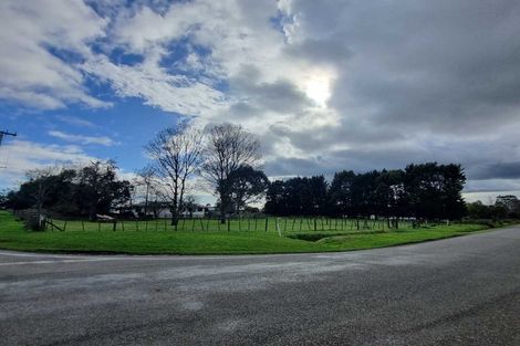 Photo of property in 473 Tararua Road, Levin, 5571