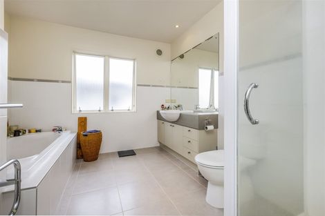 Photo of property in 18 Greenbrooke Drive, Flat Bush, Auckland, 2016