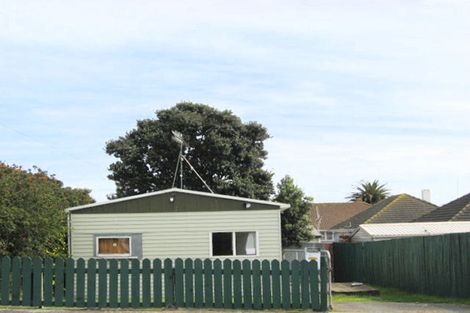 Photo of property in 2a Kauri Street, Gonville, Whanganui, 4501