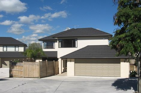 Photo of property in 18b Penruddocke Road, Half Moon Bay, Auckland, 2012