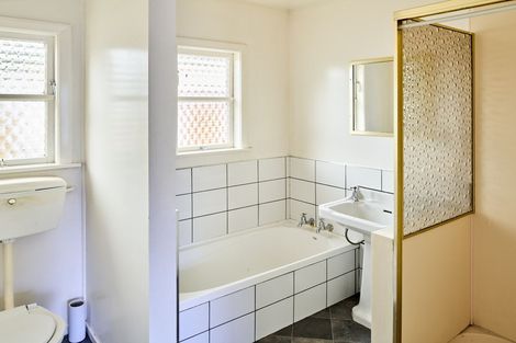 Photo of property in 5 Puriri Street, Wainuiomata, Lower Hutt, 5014