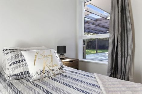 Photo of property in 33 Kirsten Place, Parklands, Christchurch, 8083