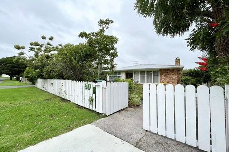 Photo of property in 50 Kervil Avenue, Te Atatu Peninsula, Auckland, 0610