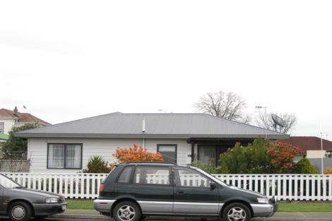 Photo of property in 4/509 Queen Street East, Hastings, 4122