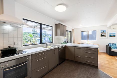 Photo of property in 126a Ocean Beach Road, Tairua, 3508