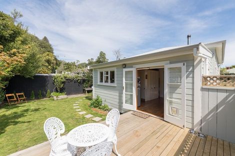 Photo of property in 17 Harper Street, Nelson, 7010